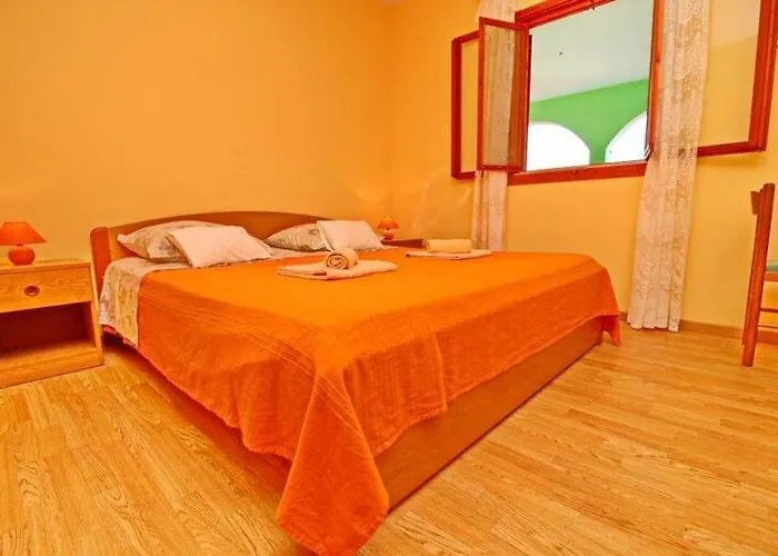 Ba I - Three Bedroom With Terrace And Sea View A6 2 Blato (Korcula)