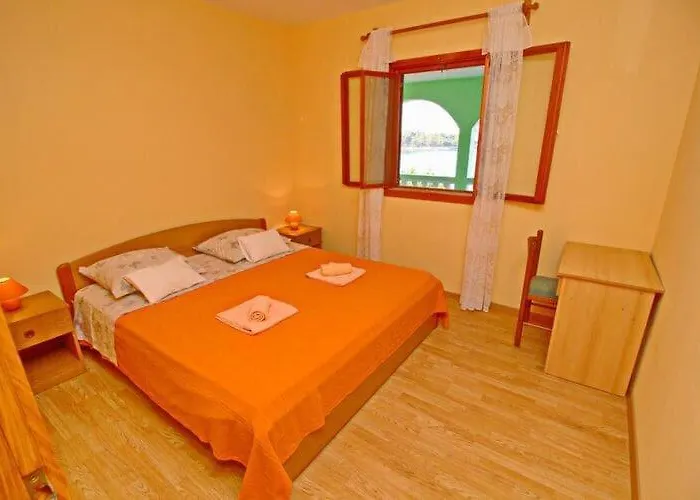 Appartement Ba I - Three Bedroom With Terrace And Sea View A6 2 Blato (Korcula)
